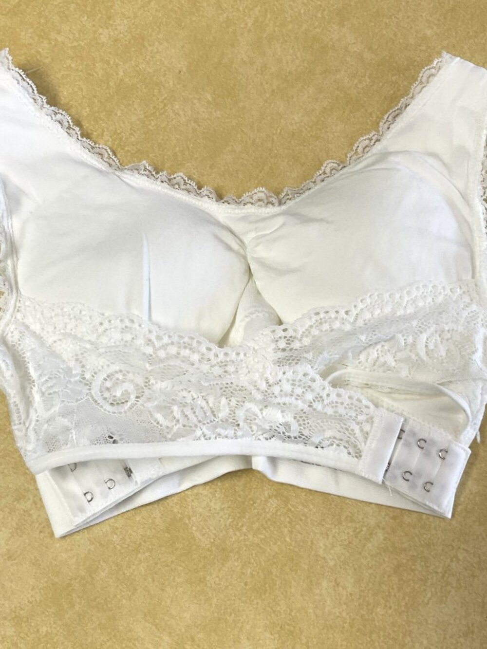 NEW White Crossover Lace Lift Wireless Bra Bralette Small (Read)